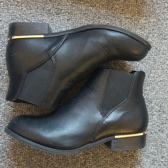 Chelsea boots - Picture 3 of 5